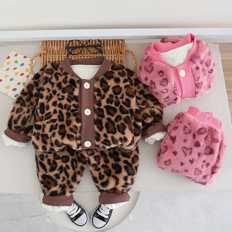 Childrens Set Clothing Boys Girls Baby 2024 Leopard Print Thicken Long Sleeved Warm Open Stitch Two Piece Button
Childrens Set Clothing Boys Girls Baby 2024 Leopard Print Thicken Long Sleeved Warm Open Stitch Two Piece Button