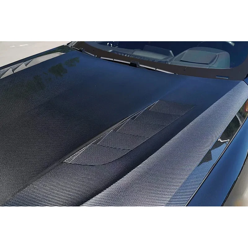 Factory Hot Selling V-Style Carbon Fiber Engine Hood Fit Coupe Models
Factory Hot Selling V-Style Carbon Fiber Engine Hood Fit Coupe Models