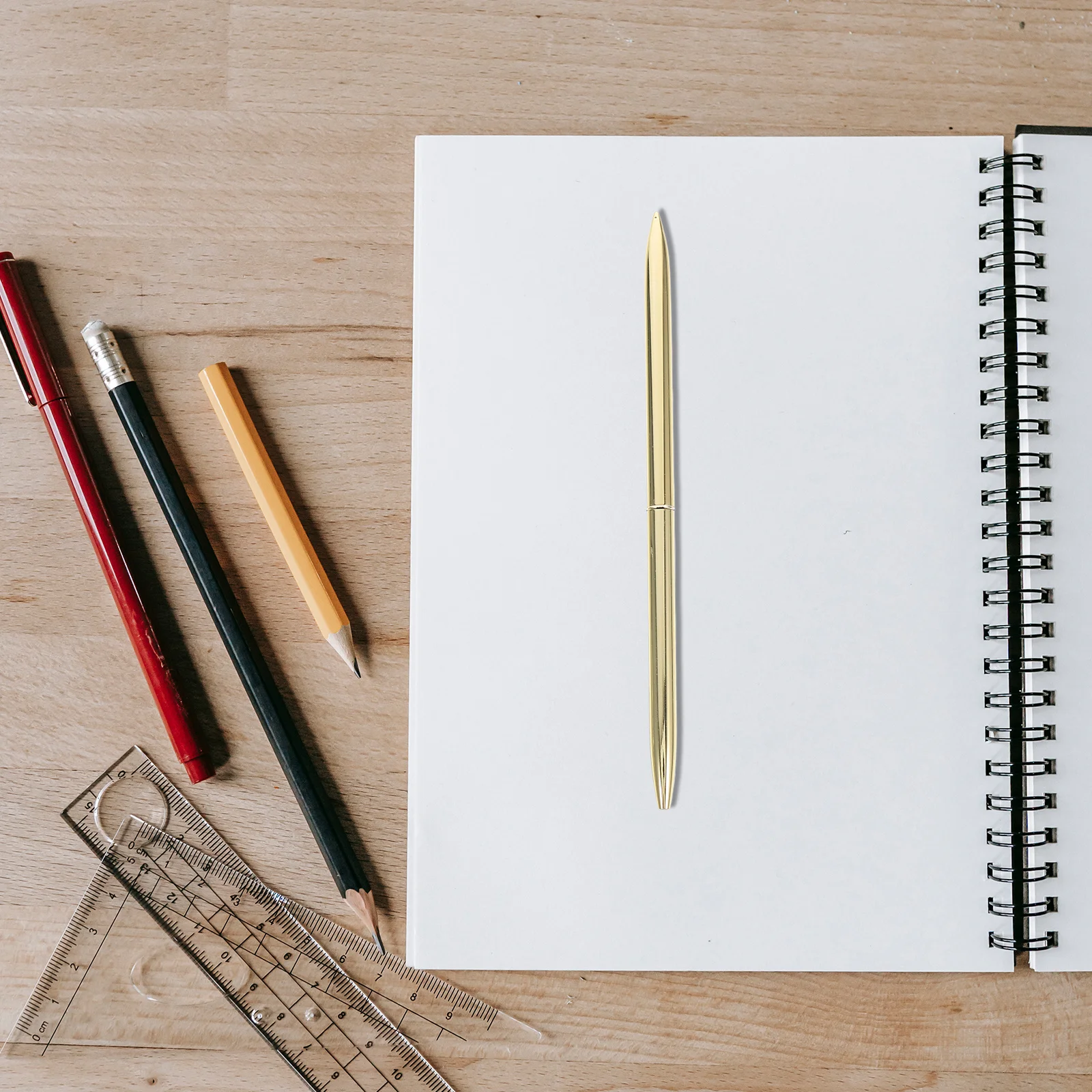 5 шт., вращающиеся металлические шариковые ручки, черные чернила, вращающийся наконечник, ручка для офиса, бизнес-студента, учителя, письменный стол, набор
5 шт., вращающиеся металлические шариковые ручки, черные чернила, вращающийся наконечник, ручка для офиса, бизнес-студента, учителя, письменный стол, набор