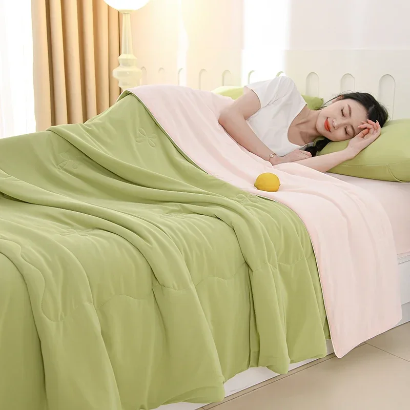 New Prints Cooling Blanket for Bed Silky Lightweight Summer Quilt Double Side Cold & Cooling Fabric Duvet Comforter Ice Silk
New Prints Cooling Blanket for Bed Silky Lightweight Summer Quilt Double Side Cold & Cooling Fabric Duvet Comforter Ice Silk