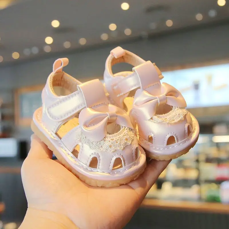 Baby Walking Shoes Korean Style Versatile Kids Beach Shoes Sweet Bows 2026 Summer New Toddler Princess Sandals Soft Sole
Baby Walking Shoes Korean Style Versatile Kids Beach Shoes Sweet Bows 2026 Summer New Toddler Princess Sandals Soft Sole