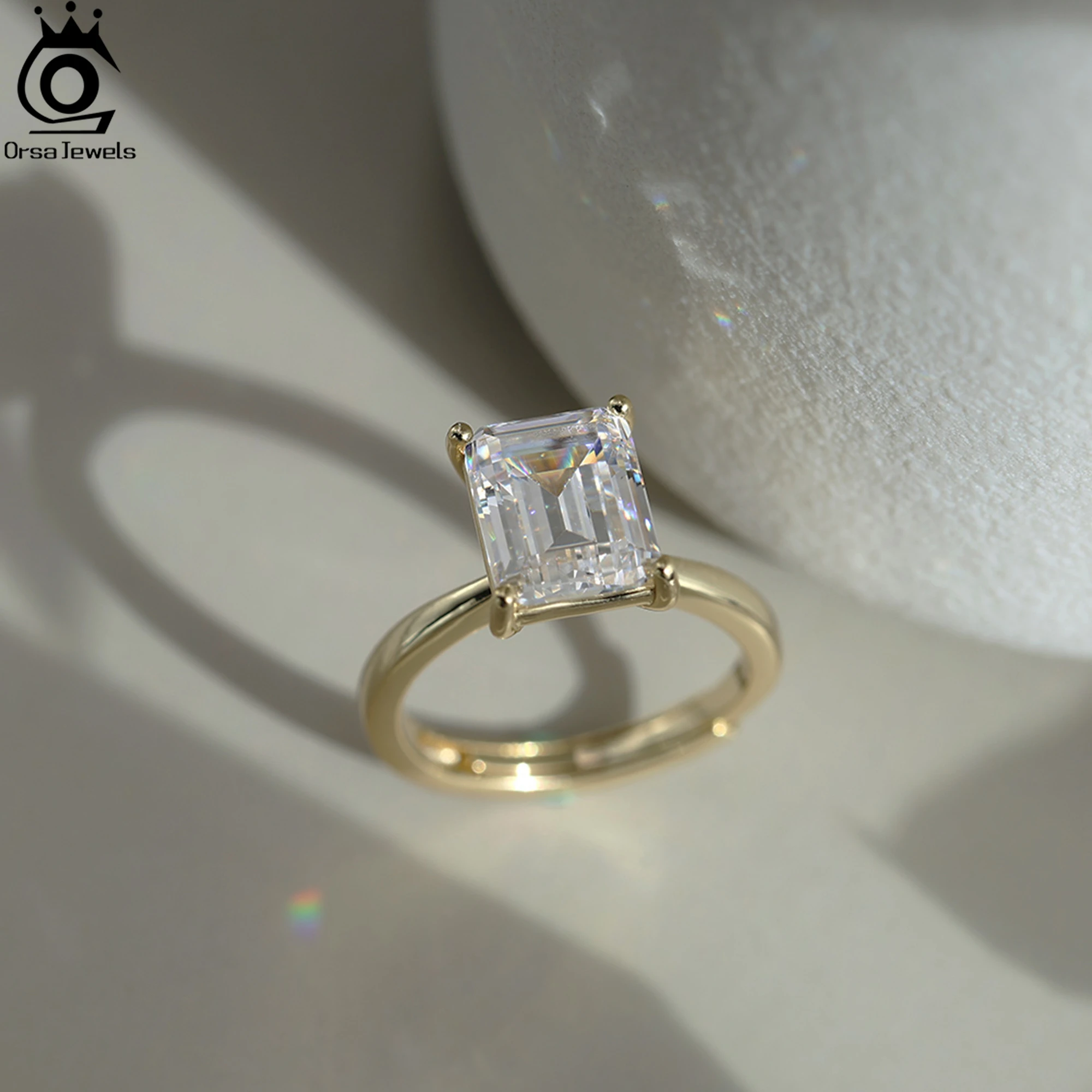ORSA JEWELS Timeless 925 Sterling Silver Open Ring Featuring a Square-Shaped Zirconia, Chic Jewelry for Her, Perfect Gift LZR41
ORSA JEWELS Timeless 925 Sterling Silver Open Ring Featuring a Square-Shaped Zirconia, Chic Jewelry for Her, Perfect Gift LZR41