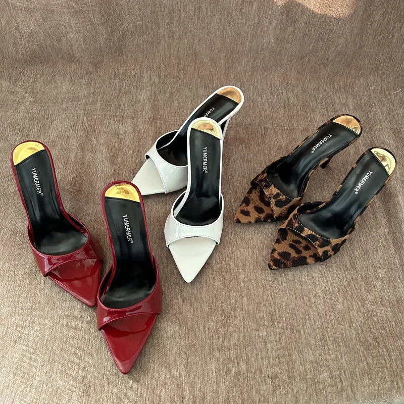 CLAREGQI 2026 New Women Pointed Toe High Heel Mules Patent Leather/Leopard Print Stiletto Slippers Sexy Open Toe Slip-On Sandal
CLAREGQI 2026 New Women Pointed Toe High Heel Mules Patent Leather/Leopard Print Stiletto Slippers Sexy Open Toe Slip-On Sandal