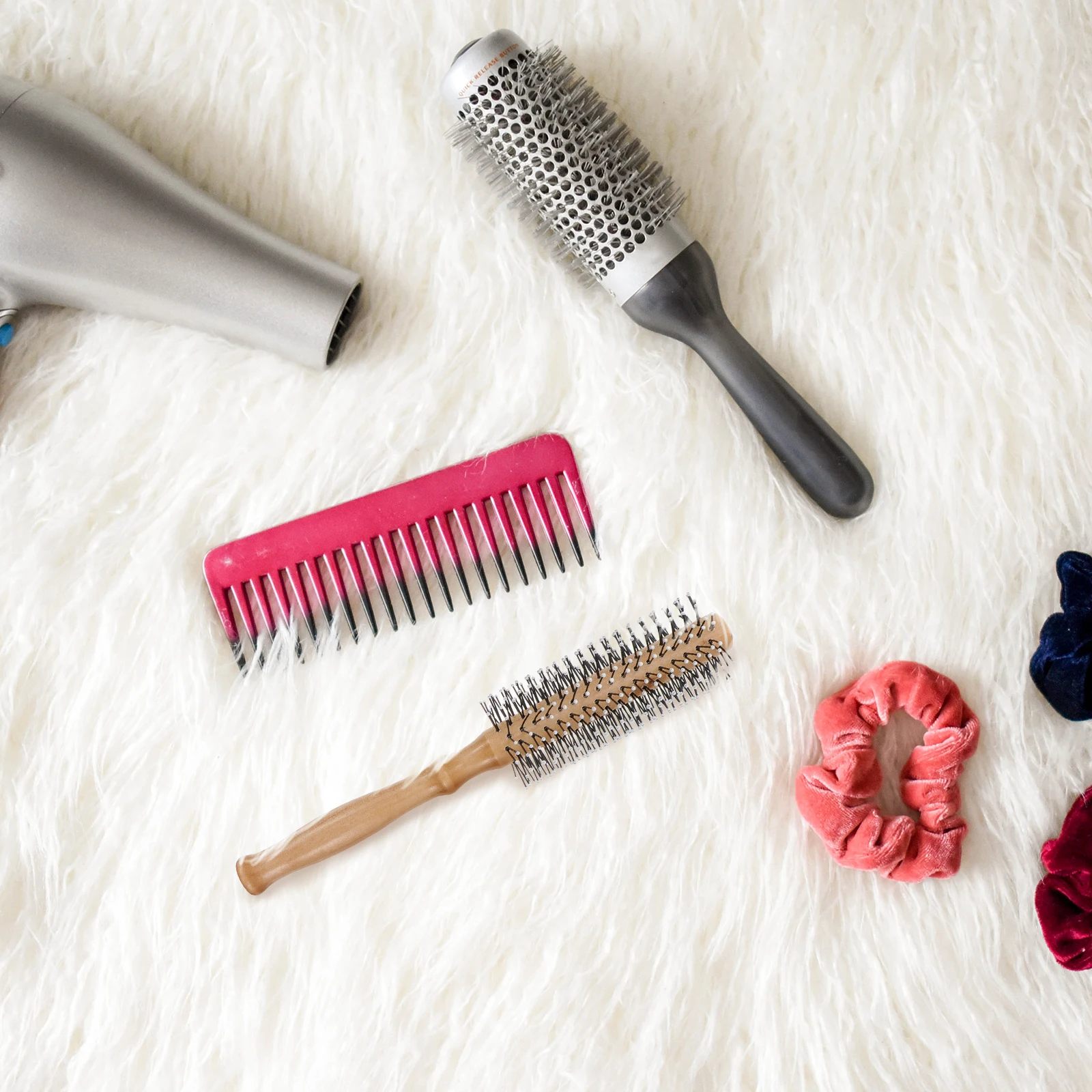 1pc Wooden Round Brush Unbreakable Lightweight Hair Comb For Styling Scalp Massage -Free Comfort Hair Styling Comb For
1pc Wooden Round Brush Unbreakable Lightweight Hair Comb For Styling Scalp Massage -Free Comfort Hair Styling Comb For