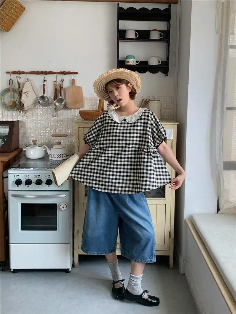 Retro Japanese Plaid Doll Collar Short Sleeve Women's Summer Shirt Loose Slimming Age-Defying Versatile Top Breathable Skin-F...
Retro Japanese Plaid Doll Collar Short Sleeve Women's Summer Shirt Loose Slimming Age-Defying Versatile Top Breathable Skin-F...