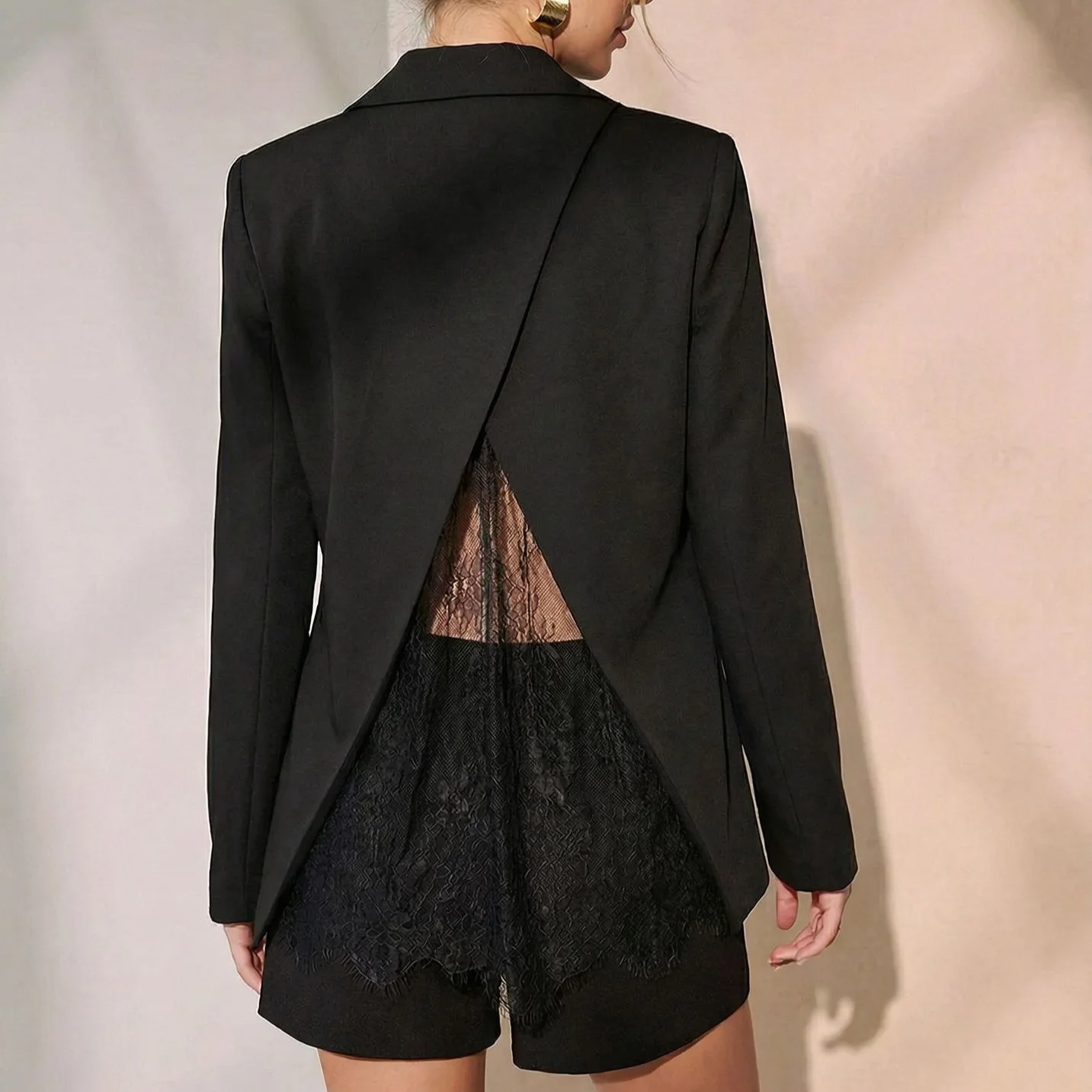 YYAHAHAS 2026 Women Black Blazer Lace Panel Back Slit Open Back Suit Jacket Evening Party Outerwear
YYAHAHAS 2026 Women Black Blazer Lace Panel Back Slit Open Back Suit Jacket Evening Party Outerwear