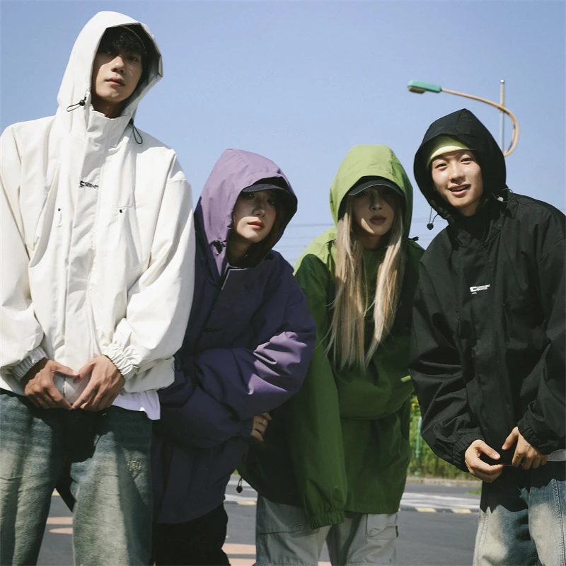 2025 New Unisex Outdoor Waterproof Cargo Jacket Windbreaker Men Coat Autumn Streetwear Camping Windproof Hiking Jackets Women
2025 New Unisex Outdoor Waterproof Cargo Jacket Windbreaker Men Coat Autumn Streetwear Camping Windproof Hiking Jackets Women