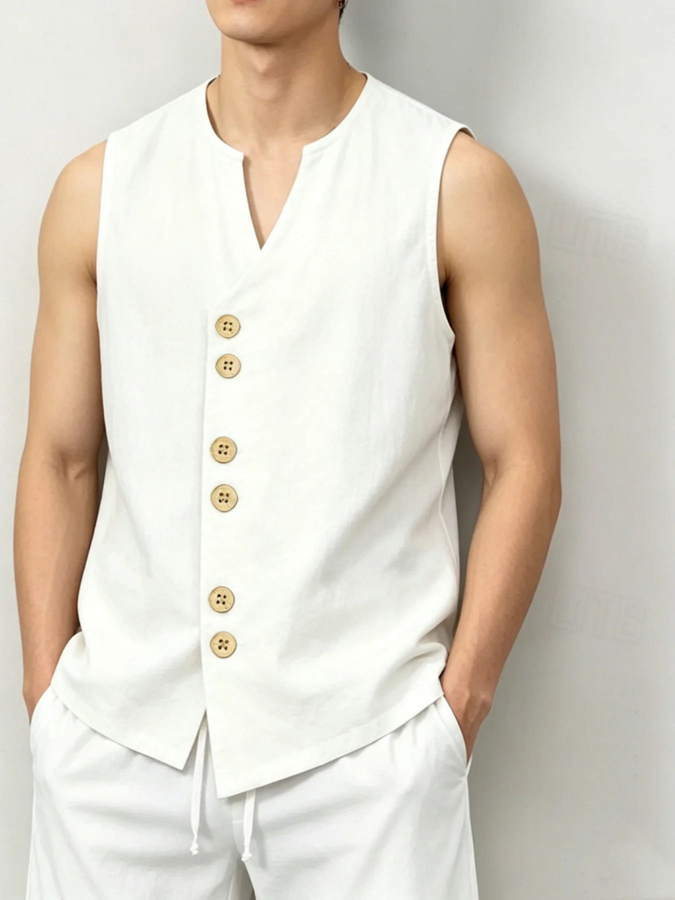 Men's Linen-Look V-Neck Button Sleeveless Top & Drawstring Shorts 2-Piece Set, Breathable Casual Summer Vacation Outfit
Men's Linen-Look V-Neck Button Sleeveless Top & Drawstring Shorts 2-Piece Set, Breathable Casual Summer Vacation Outfit