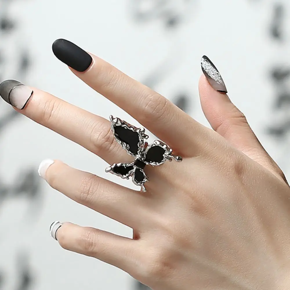 Jewelry Punk Adjustable Finger Ring Exaggerate Fashion Black Butterfly Ring Personality Black Gothic Opening Ring Women
Jewelry Punk Adjustable Finger Ring Exaggerate Fashion Black Butterfly Ring Personality Black Gothic Opening Ring Women
