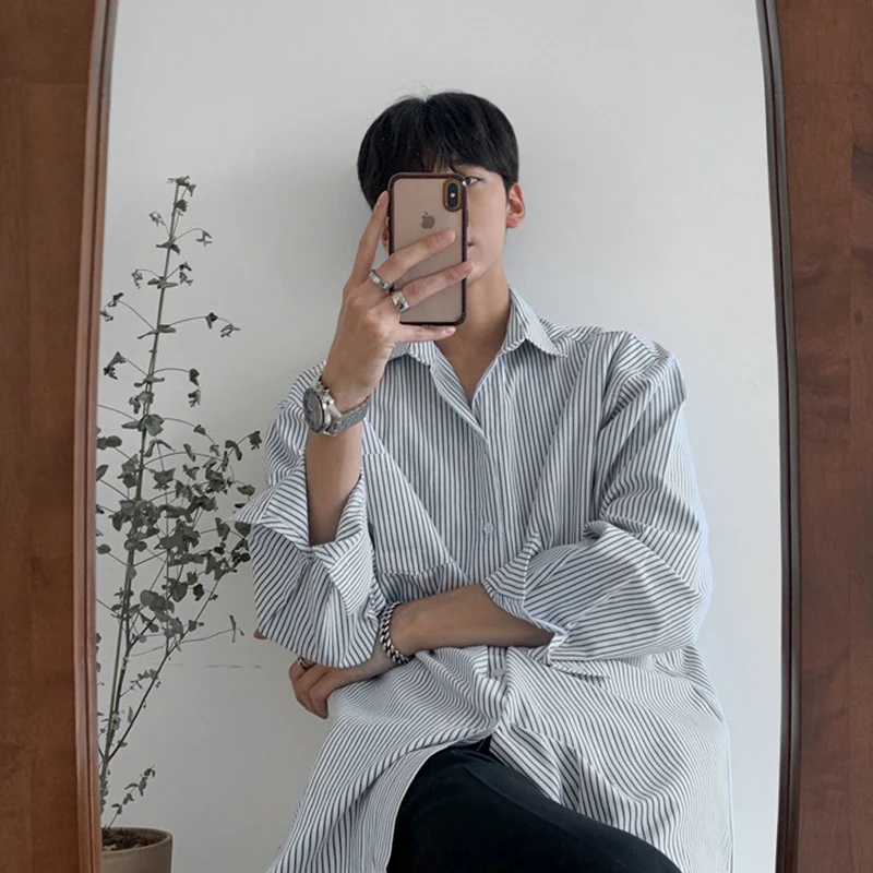 2022 Autumn New Korean Fashion Button Down Casual Shirt Men Design Brand Loose Man Shirts Long Sleeve Striped Chic Shirts W58
2022 Autumn New Korean Fashion Button Down Casual Shirt Men Design Brand Loose Man Shirts Long Sleeve Striped Chic Shirts W58