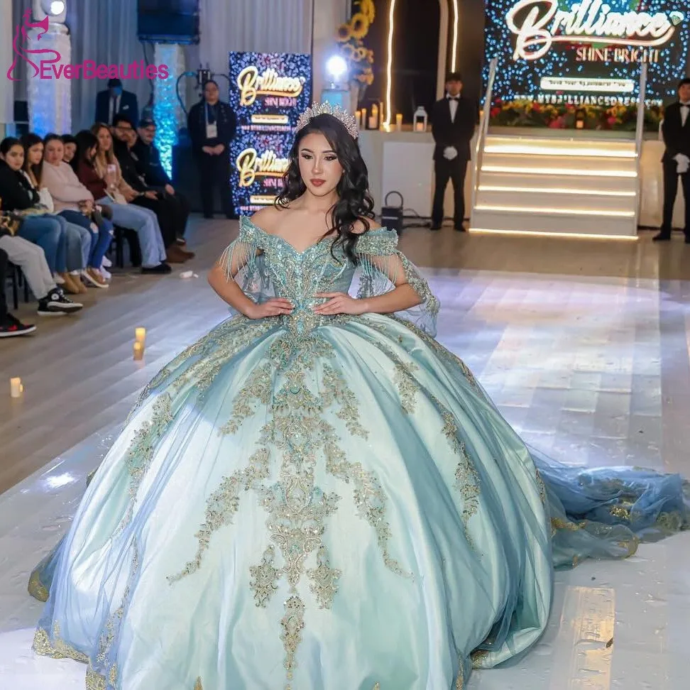Ball Gown Quinceanera Dress for Women Tulle Lace Party Dress Vestido De 15 Quinceañera Off Shoulder Prom Dresses with Long Train
Ball Gown Quinceanera Dress for Women Tulle Lace Party Dress Vestido De 15 Quinceañera Off Shoulder Prom Dresses with Long Train