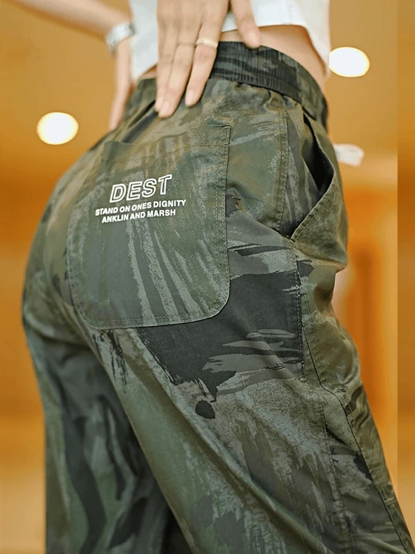 Мужские летние камуфляжные быстросохнущие тонкие свободные брюки из ледяного шелка, повседневные молодежные спортивные брюки-карго свободного кроя длиной 7/8
Мужские летние камуфляжные быстросохнущие тонкие свободные брюки из ледяного шелка, повседневные молодежные спортивные брюки-карго свободного кроя длиной 7/8