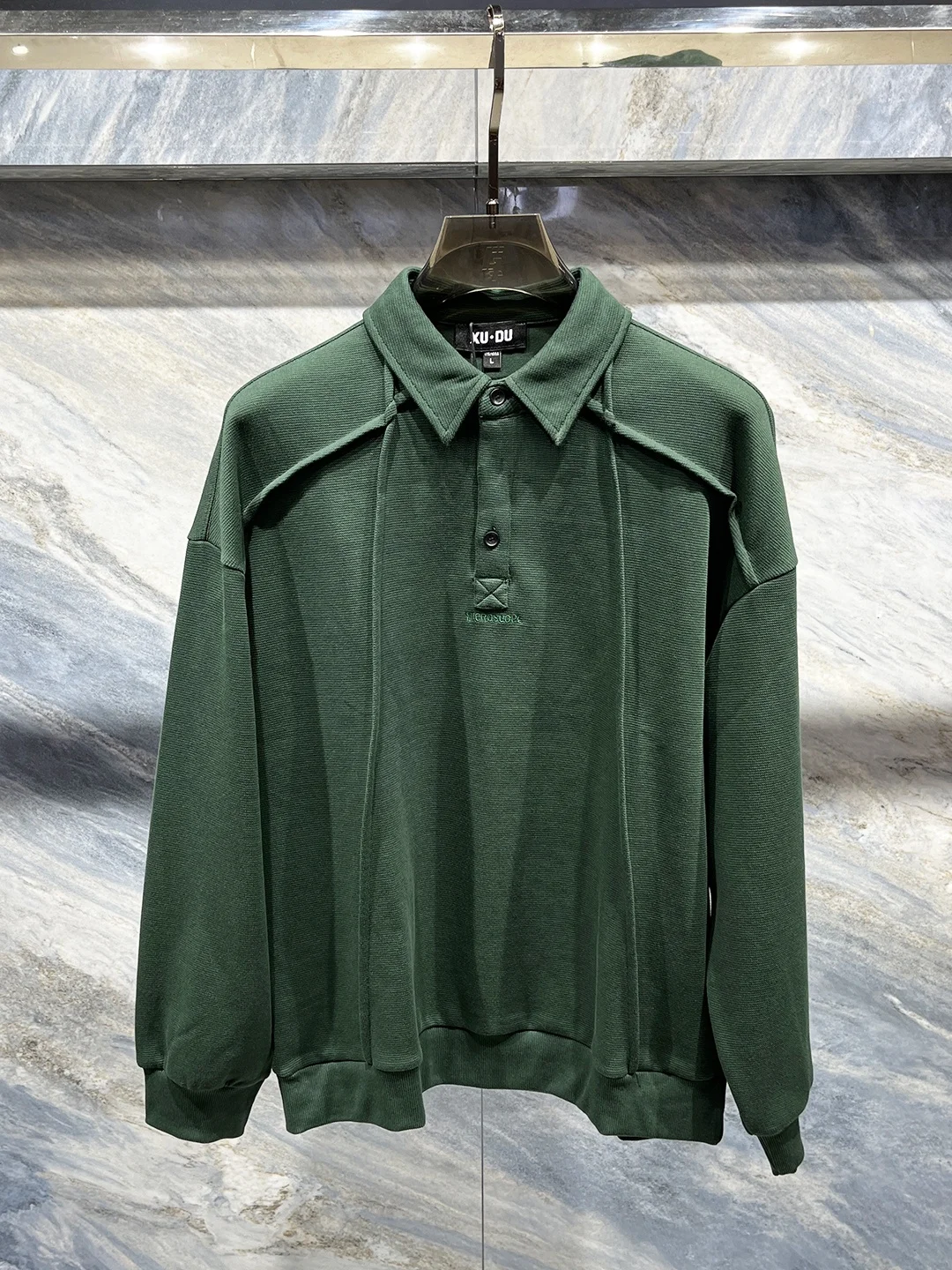 Stylish Men's Sweatshirt Stand Collar Casual Pure Color Simple Match Korean Version Handsome Leisure Men's Wear Top
Stylish Men's Sweatshirt Stand Collar Casual Pure Color Simple Match Korean Version Handsome Leisure Men's Wear Top