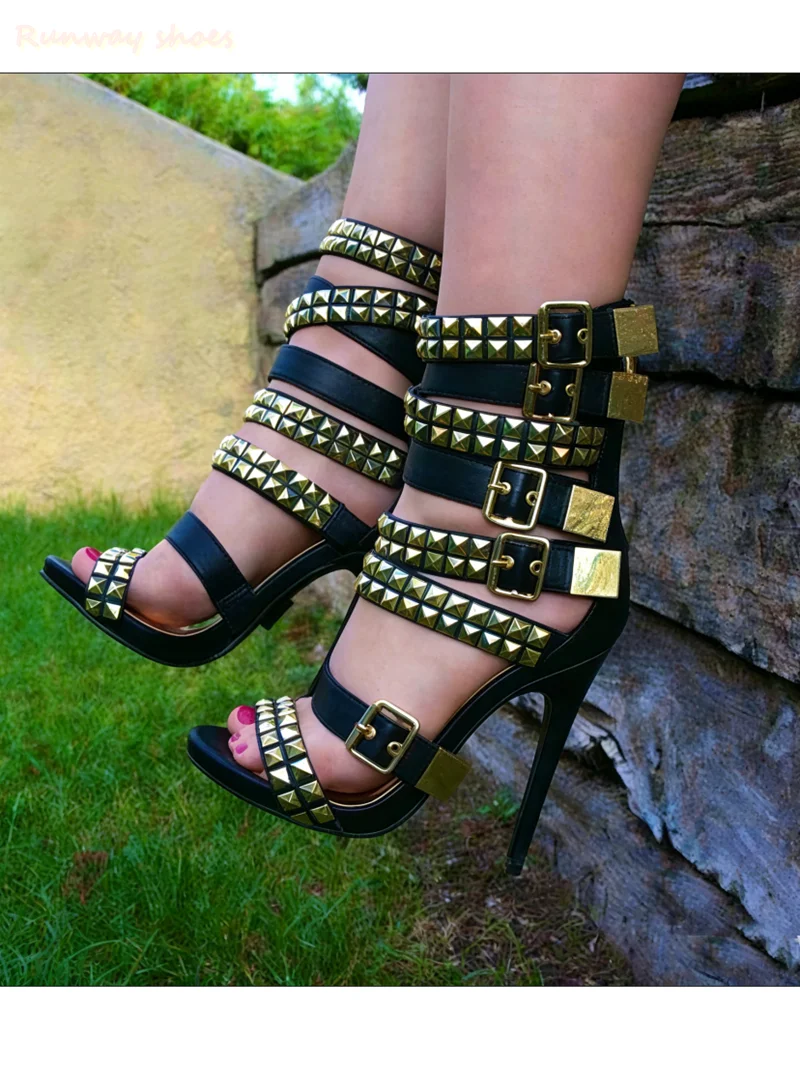 Purple Color-Blocked Version Belt Buckle Decoration High heels Pointed Toes Hollow Out Rivet Decoration Luxury Runway Shoes
Purple Color-Blocked Version Belt Buckle Decoration High heels Pointed Toes Hollow Out Rivet Decoration Luxury Runway Shoes