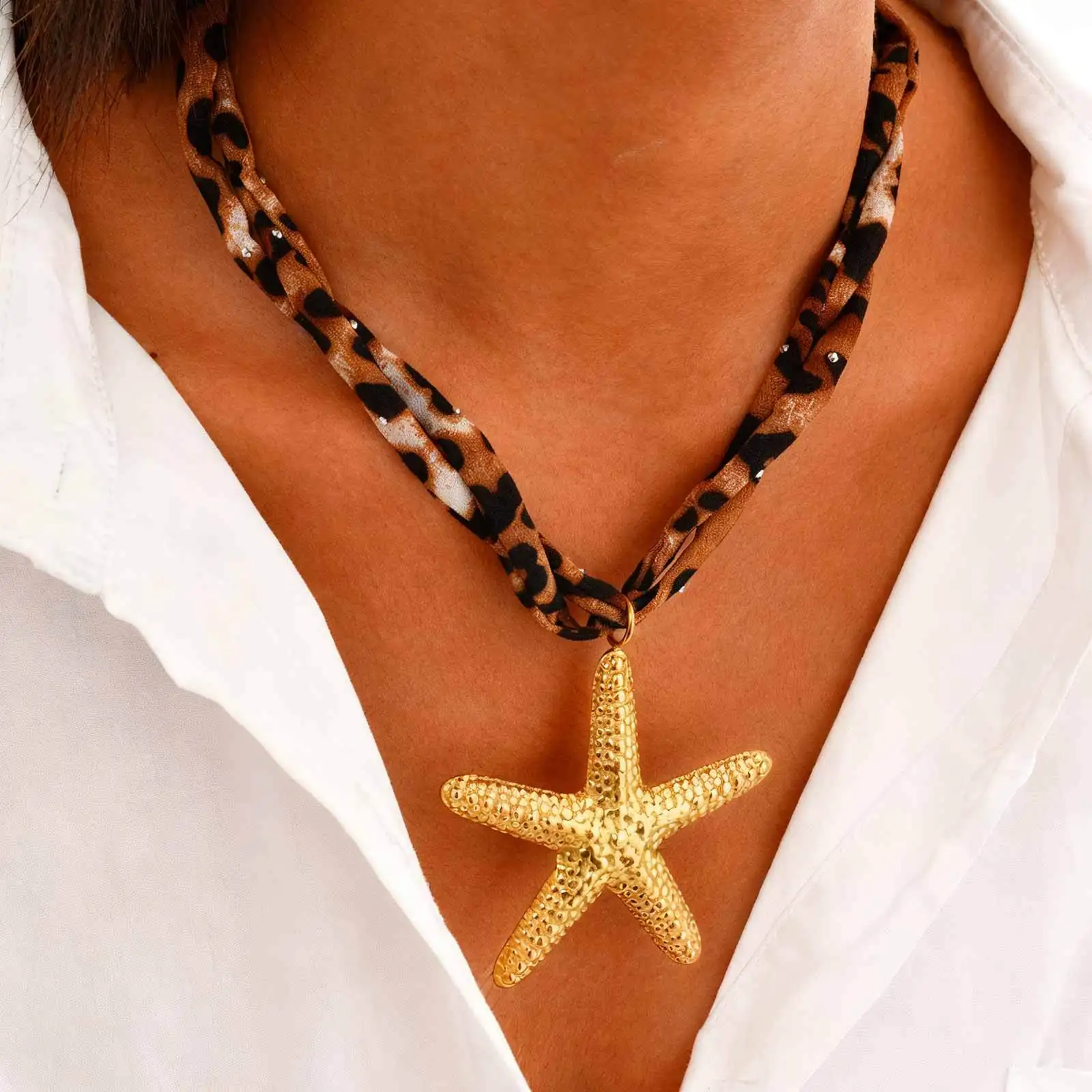 Chunky Gold Starfish Pendant Necklace, Long Silk Scarf, Boho Statement Jewelry for Women, Birthday Mothers Day Christmas Gift
Chunky Gold Starfish Pendant Necklace, Long Silk Scarf, Boho Statement Jewelry for Women, Birthday Mothers Day Christmas Gift