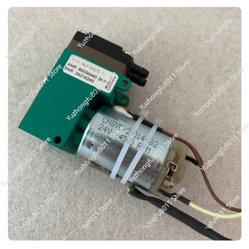 Original Secondhand THOMAS Air Pump, DC Diaphragm Pump, ANR 80030440 24V
Original Secondhand THOMAS Air Pump, DC Diaphragm Pump, ANR 80030440 24V