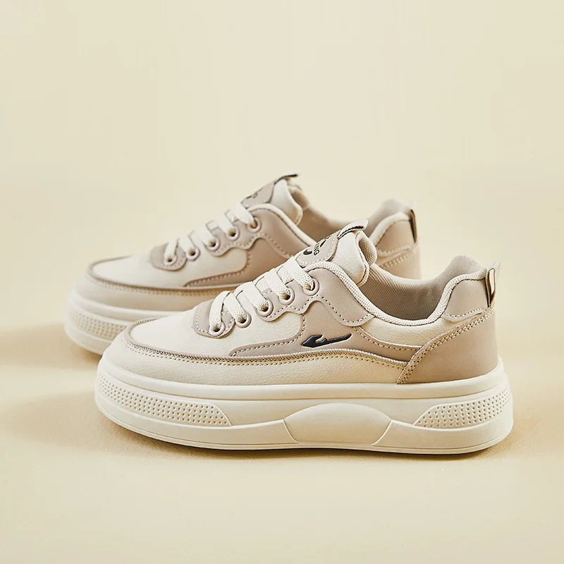 Women's Casual Shoes Spring 2025 New Style Thick Bottom Versatile Spring Hot Sale Flat Laced Fashionable Sporty Warmth Provided
Women's Casual Shoes Spring 2025 New Style Thick Bottom Versatile Spring Hot Sale Flat Laced Fashionable Sporty Warmth Provided