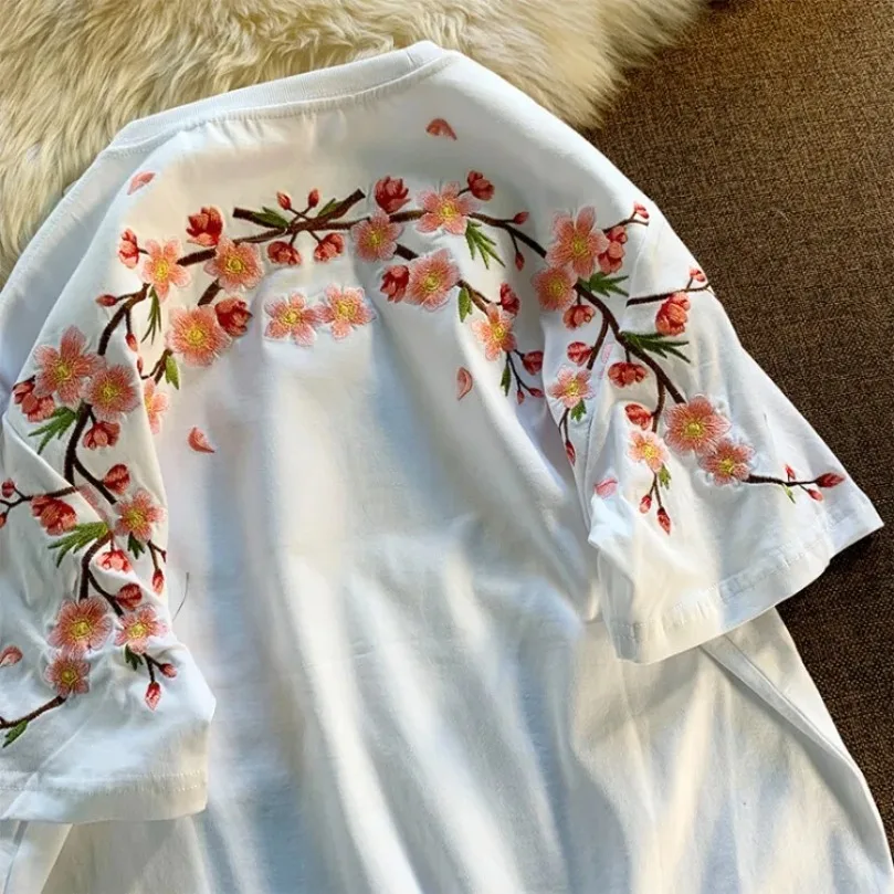 Summer Heavy Embroidery Flowers T-shirts Mujer New O-neck Loose White Tops Women Y2k E-Girl Short Sleeve Unisex Tee Shirt
Summer Heavy Embroidery Flowers T-shirts Mujer New O-neck Loose White Tops Women Y2k E-Girl Short Sleeve Unisex Tee Shirt