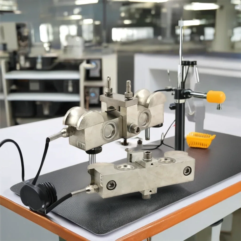 2026 Tension Meter and Compression Load Cell for Crane Electronic Weighting Sensor, 0.03% FS Accuracy (2 Ton)
2026 Tension Meter and Compression Load Cell for Crane Electronic Weighting Sensor, 0.03% FS Accuracy (2 Ton)