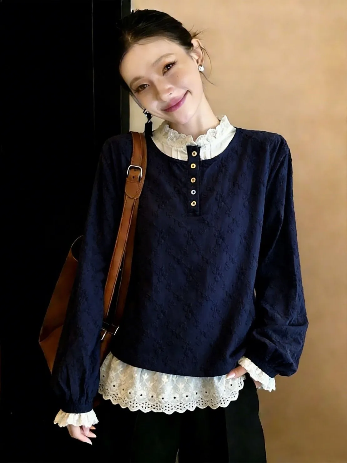 Lace Embroidery Long Sleeve Shirt Women's plus Size Big MM Fake Two-Piece Top Korean Style Commute Wind Loose Fit Spring 2026
Lace Embroidery Long Sleeve Shirt Women's plus Size Big MM Fake Two-Piece Top Korean Style Commute Wind Loose Fit Spring 2026