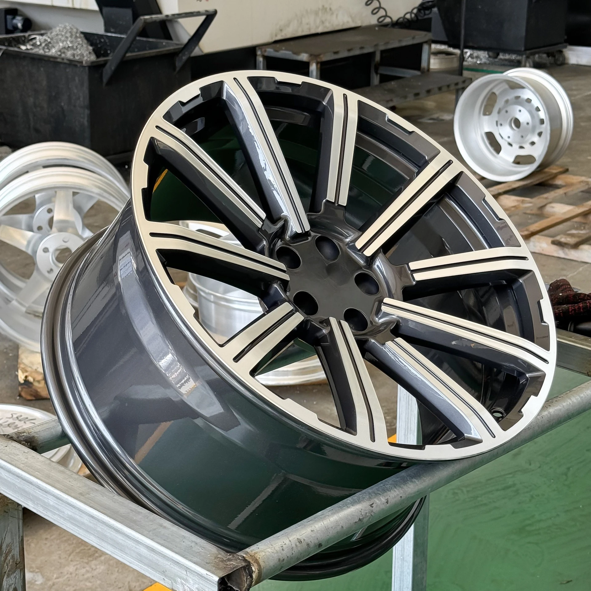 Custom forged wheels modified 17/18/19/20/21/22 aluminum alloy 6061-T6 for all models
Custom forged wheels modified 17/18/19/20/21/22 aluminum alloy 6061-T6 for all models