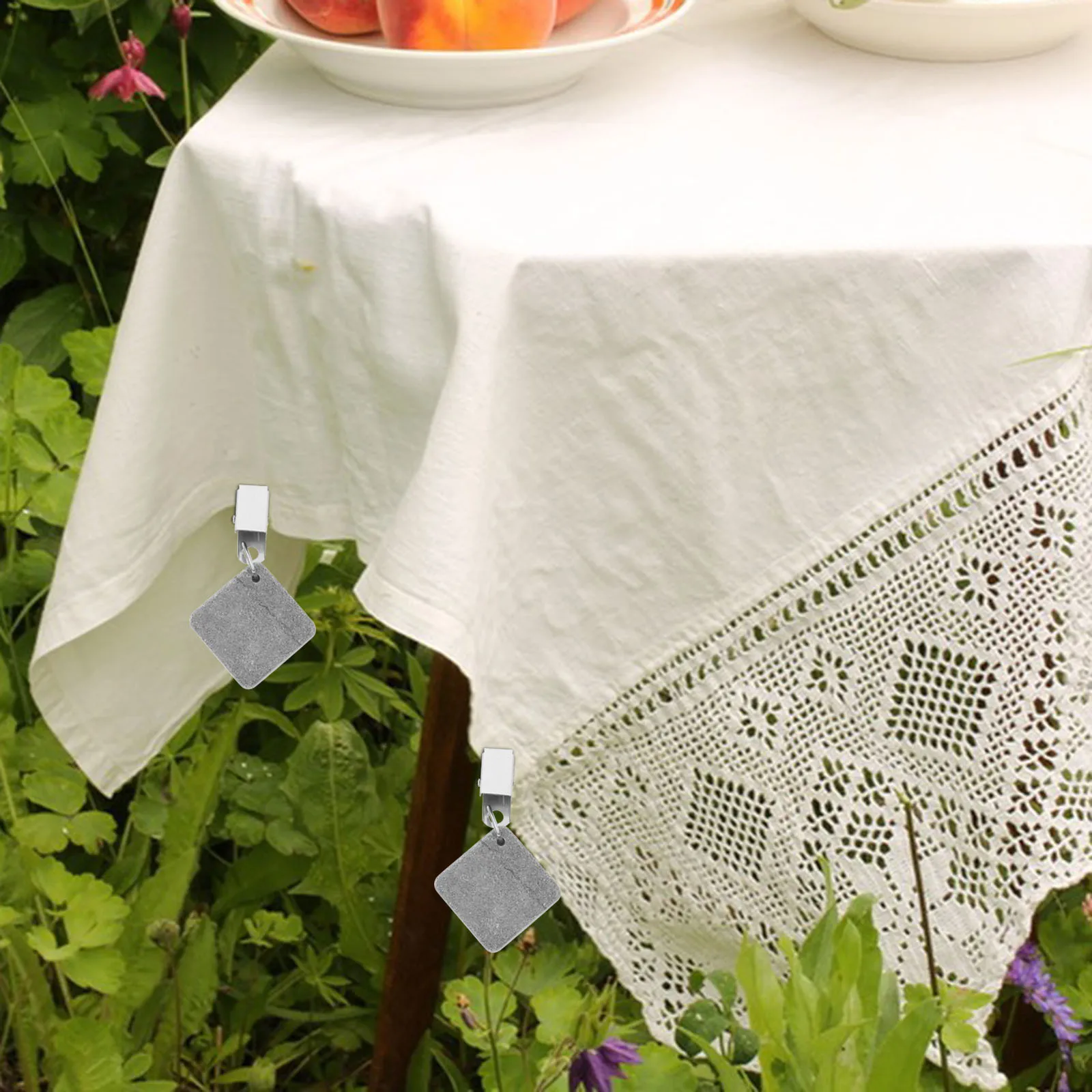 4Pcs Tablecloth Weights Reusable Compact Delicate Clips for Outdoor Indoor Decor Prevent Wind Displacement Easy Operation
4Pcs Tablecloth Weights Reusable Compact Delicate Clips for Outdoor Indoor Decor Prevent Wind Displacement Easy Operation