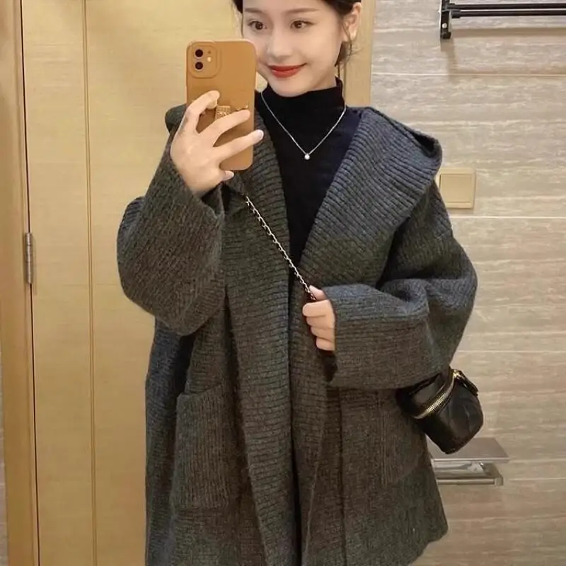 Свободный свитер для молодых девушек, модный повседневный кардиган принцессы, вязаная рубашка с длинными рукавами и галстуком, весенне-осеннее пальто, подарок для девочек, новинка
Свободный свитер для молодых девушек, модный повседневный кардиган принцессы, вязаная рубашка с длинными рукавами и галстуком, весенне-осеннее пальто, подарок для девочек, новинка