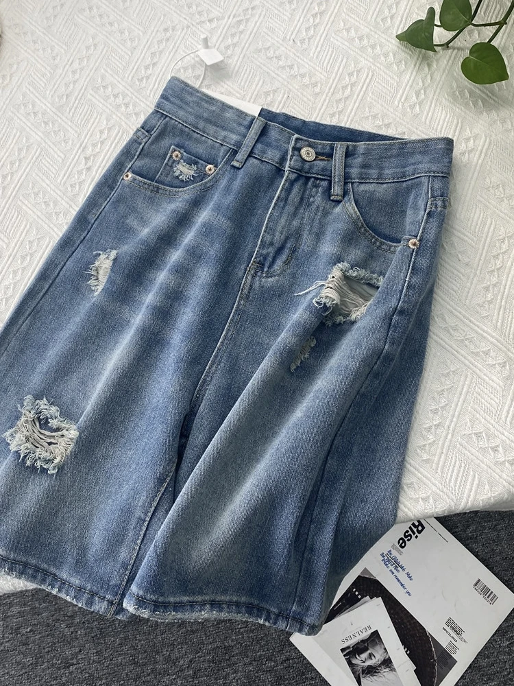 High Waist A-Line Wide Leg Jeans Shorts for Women Summer Hollow out plus Size Pear Shape Body Slimming Denim Shorts
High Waist A-Line Wide Leg Jeans Shorts for Women Summer Hollow out plus Size Pear Shape Body Slimming Denim Shorts