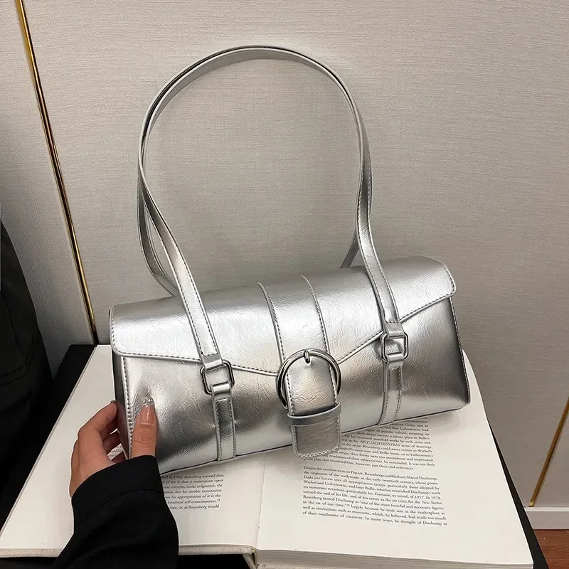 2025 New Women's Waxed Leather Vintage Pillow Bag - Luxury Winter Underarm Tote, Trendy Niche Single Shoulder Purse
2025 New Women's Waxed Leather Vintage Pillow Bag - Luxury Winter Underarm Tote, Trendy Niche Single Shoulder Purse