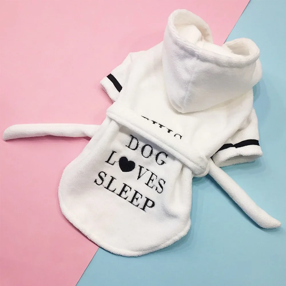 Pet Bathrobe Coral Cashmere Thickened Pet Hoodie Nightgown Pajama Dog Super Absorbent Towel for puppy Dog clothes
Pet Bathrobe Coral Cashmere Thickened Pet Hoodie Nightgown Pajama Dog Super Absorbent Towel for puppy Dog clothes