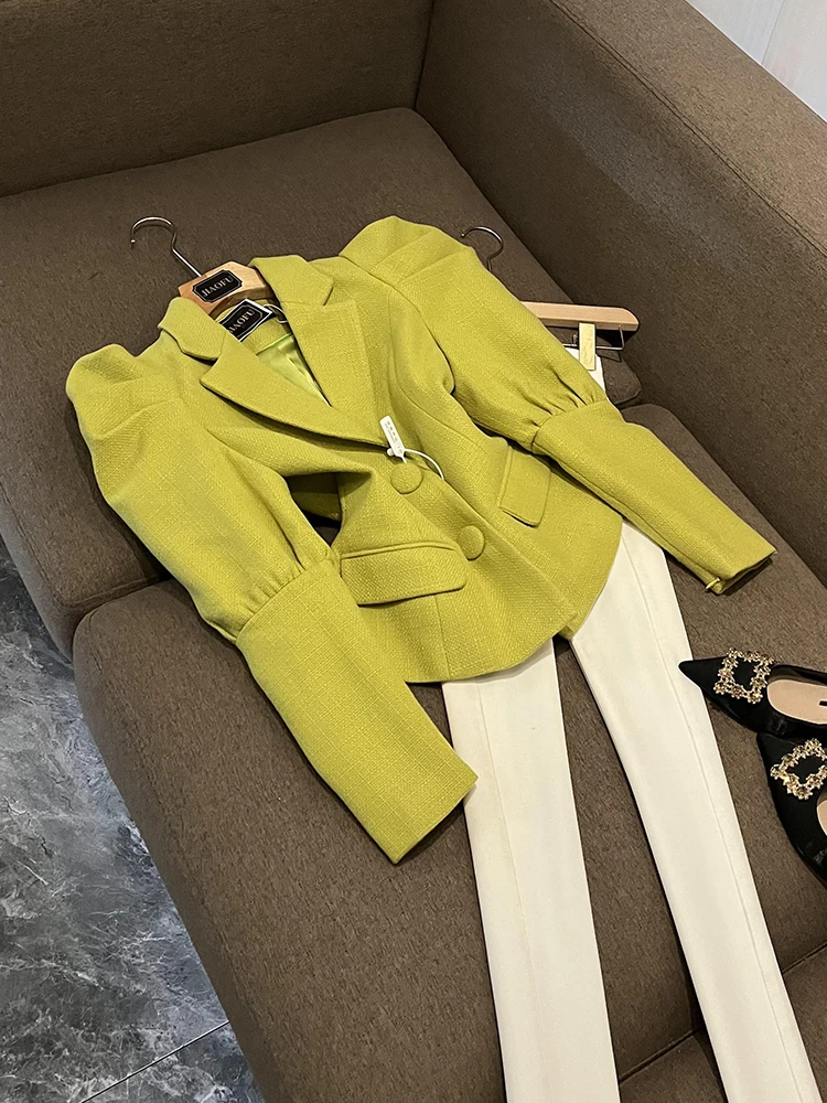 Новый дизайн, женская приталенная верхняя одежда Long Sve V-Ne Bubble Sve Jaet с двумя пуговицами, персональная верхняя одежда для поездок на работу, чистый цвет
Новый дизайн, женская приталенная верхняя одежда Long Sve V-Ne Bubble Sve Jaet с двумя пуговицами, персональная верхняя одежда для поездок на работу, чистый цвет