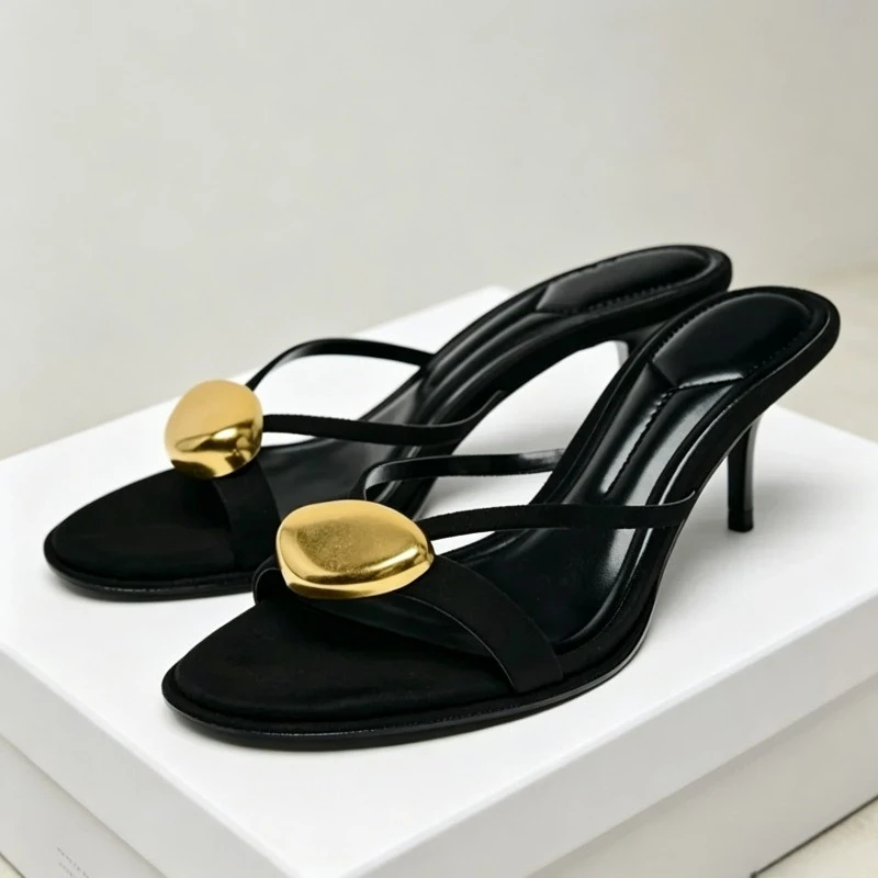 Fashion Metal Embellished Brand Sandals Women Sexy Open Toe Black Round Toe Narrow Band Slide Sandals Comfort 42 Plus Size Shoes
Fashion Metal Embellished Brand Sandals Women Sexy Open Toe Black Round Toe Narrow Band Slide Sandals Comfort 42 Plus Size Shoes