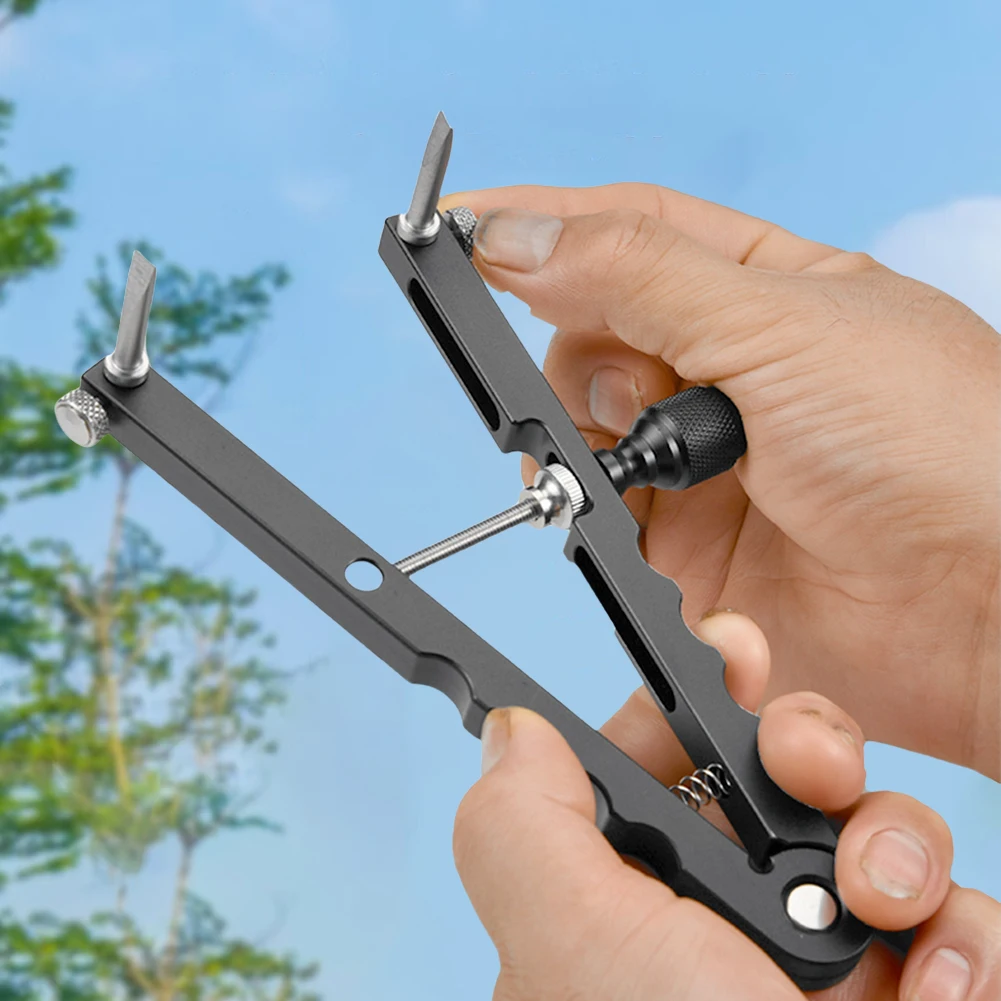 V Shaped Lens Opener Tool Kit 16-100mm Opening with 3 Types Tips Maintenance Wrench Open Tool for Ø37mm-86mm DSLR Camera Lenses
V Shaped Lens Opener Tool Kit 16-100mm Opening with 3 Types Tips Maintenance Wrench Open Tool for Ø37mm-86mm DSLR Camera Lenses