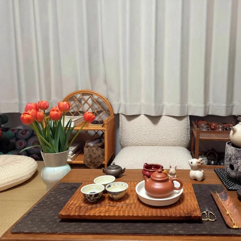 2-Tier Woven Rattan Storage Rack Dressing Table Organizer Natural Perfume Home Decorative Basket Living Room Magazine Holder
2-Tier Woven Rattan Storage Rack Dressing Table Organizer Natural Perfume Home Decorative Basket Living Room Magazine Holder