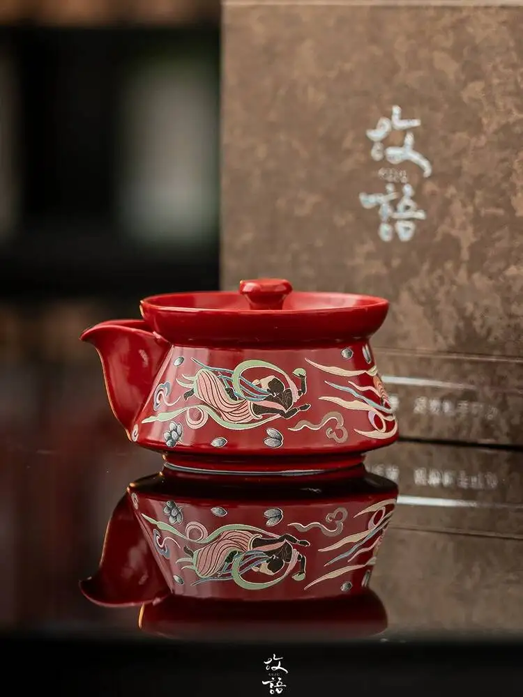 Forbidden City Cultural And Creative Hand-Caught Teapot Father's Day Gift Men's Special Office Not Hot Retro Palace Style
Forbidden City Cultural And Creative Hand-Caught Teapot Father's Day Gift Men's Special Office Not Hot Retro Palace Style