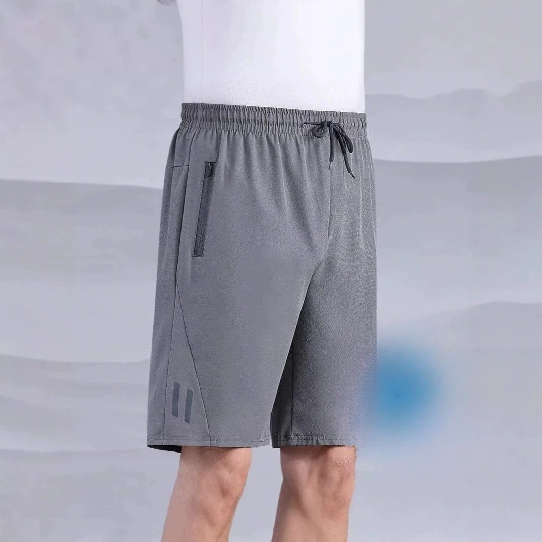 Summer Ice Silk Five-point Casual Men's Shorts Straight Pocket Loose and Comfortable Casual Sports Shorts
Summer Ice Silk Five-point Casual Men's Shorts Straight Pocket Loose and Comfortable Casual Sports Shorts