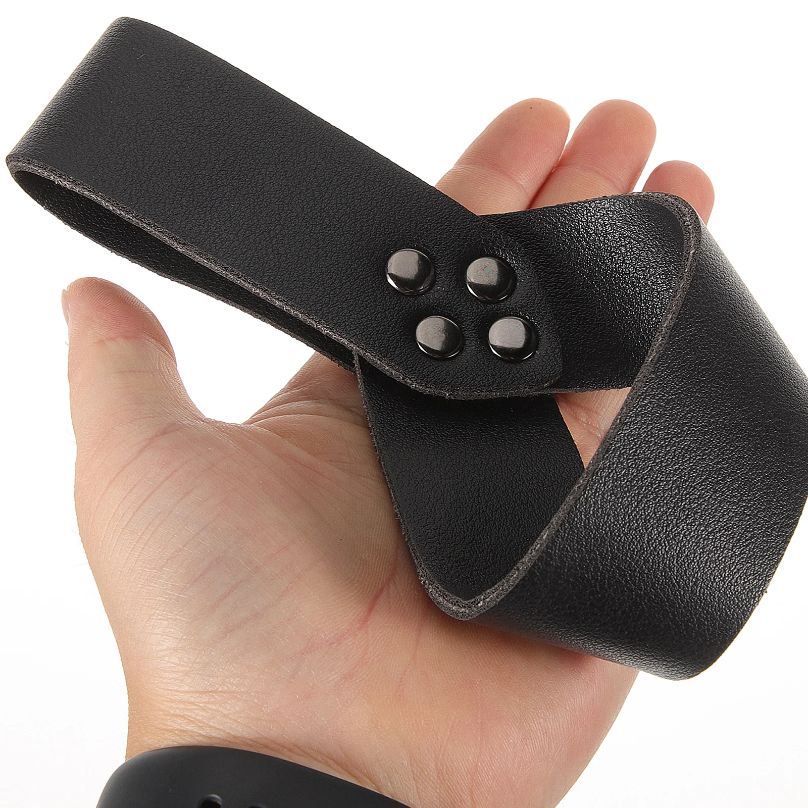 PU Medieval Sword Frog Holder Durable Metal Renaissance Cosplay Stage Performance Accessory PU Sword Frogs
PU Medieval Sword Frog Holder Durable Metal Renaissance Cosplay Stage Performance Accessory PU Sword Frogs