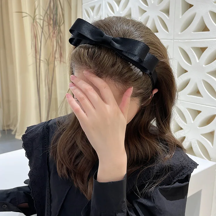Premium Bow Headband 2026 New Women Summer High Crown Elegant Non Slip Strong Grip Hair Clasp
Premium Bow Headband 2026 New Women Summer High Crown Elegant Non Slip Strong Grip Hair Clasp