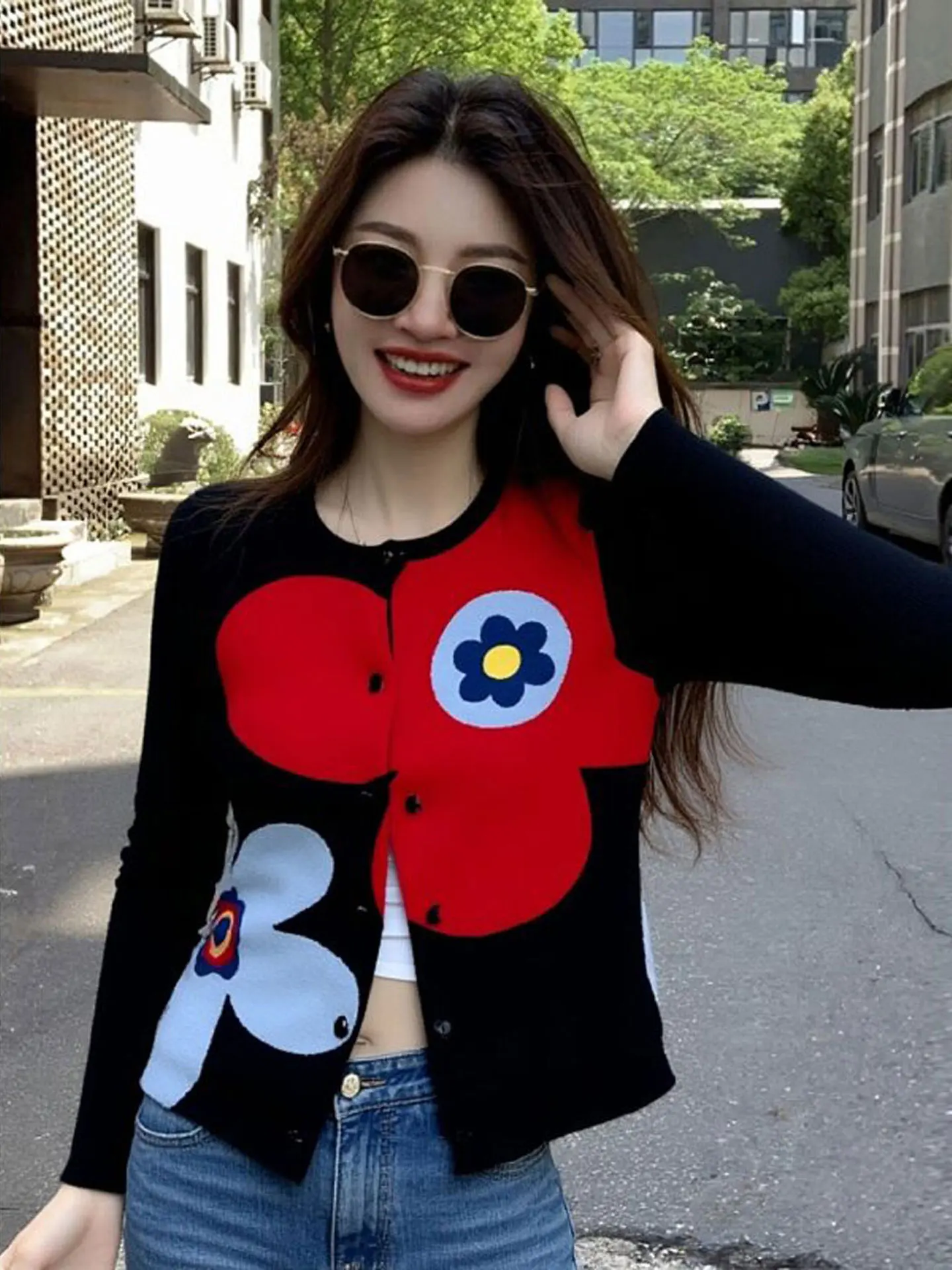 Soft Knitted Black Flower Open Cardigan Women's Premium Design Unique Style Commute Korean Version Floral Print Long Sleeve
Soft Knitted Black Flower Open Cardigan Women's Premium Design Unique Style Commute Korean Version Floral Print Long Sleeve