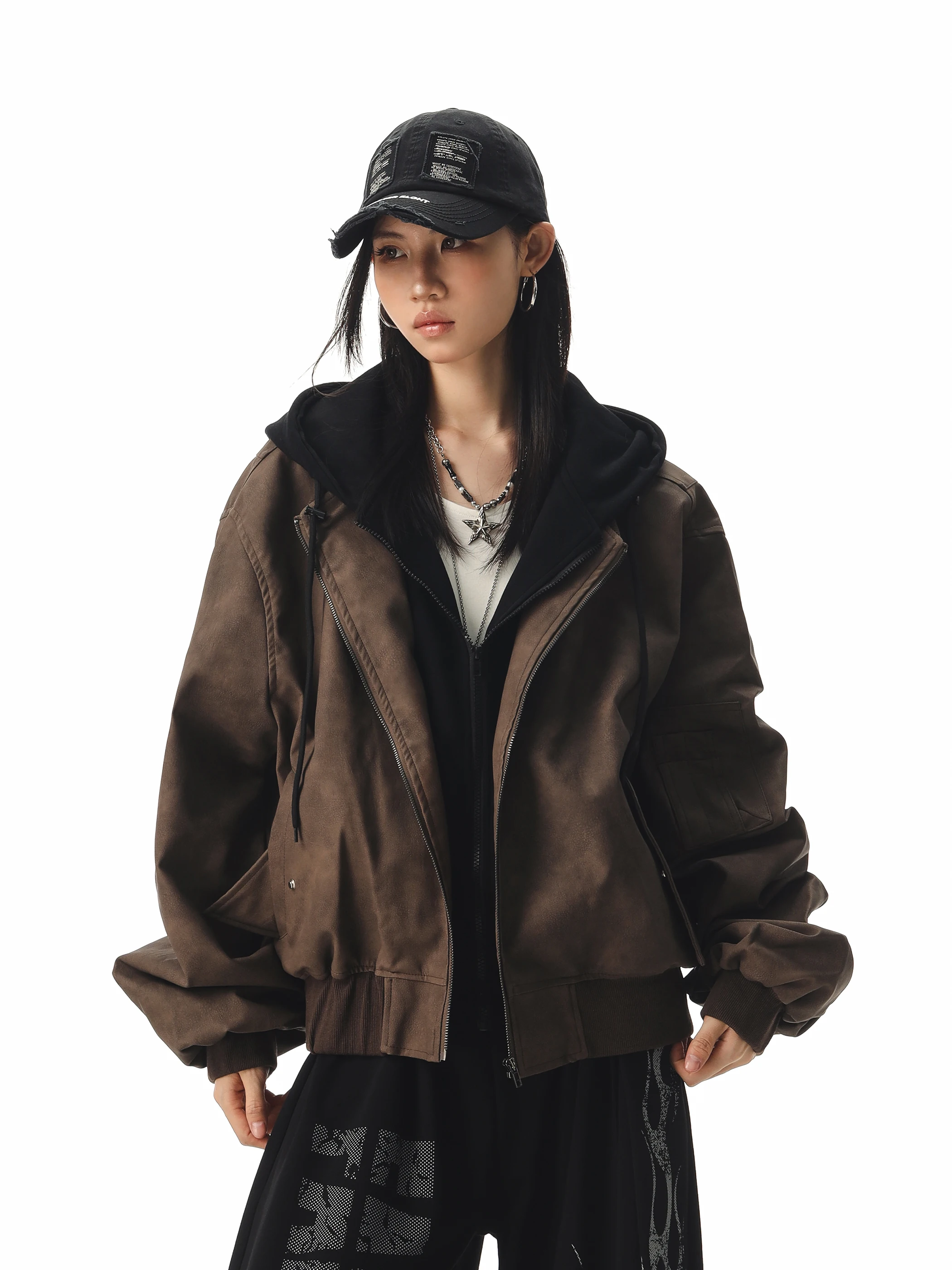 CCAPTAINBEER American Sle Lazy PU Leather Hooded Jaet Loose Fit ex ort Coat for Autumn Warm Casual Faion
CCAPTAINBEER American Sle Lazy PU Leather Hooded Jaet Loose Fit ex ort Coat for Autumn Warm Casual Faion