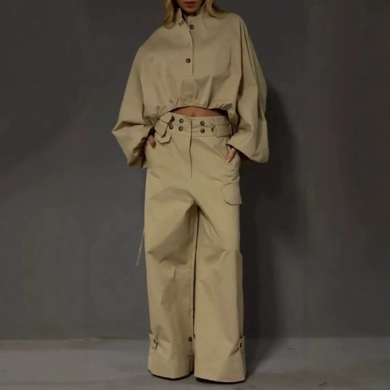 Women's Clothing Ins Workwear Style Lantern Sleeve Drawstring Loose Top Paired with Workwear Wide-leg Pants Set Sexy Bandage
Women's Clothing Ins Workwear Style Lantern Sleeve Drawstring Loose Top Paired with Workwear Wide-leg Pants Set Sexy Bandage
