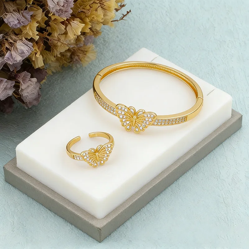 New Style Inlaid Crystal Zircon Bracelet Butterfly Women Charm Gold Accessory Jewelry Party Gift
New Style Inlaid Crystal Zircon Bracelet Butterfly Women Charm Gold Accessory Jewelry Party Gift