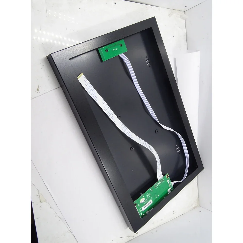 DIY EDP Controller board + Metal alloy back cover case box VGA HDMI-compatible kit for LP156WF6 1920x1080 Panel screen 15.6"
DIY EDP Controller board + Metal alloy back cover case box VGA HDMI-compatible kit for LP156WF6 1920x1080 Panel screen 15.6"