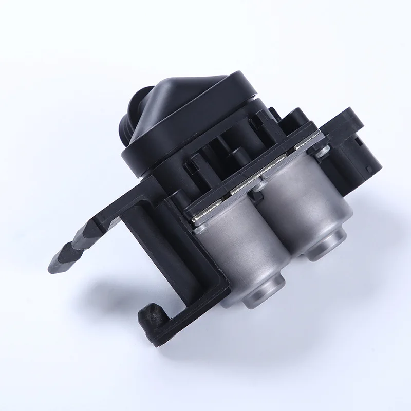 Suitable for Automotive Electromagnetic Thermostat Warm Water Valve 64118375792
Suitable for Automotive Electromagnetic Thermostat Warm Water Valve 64118375792