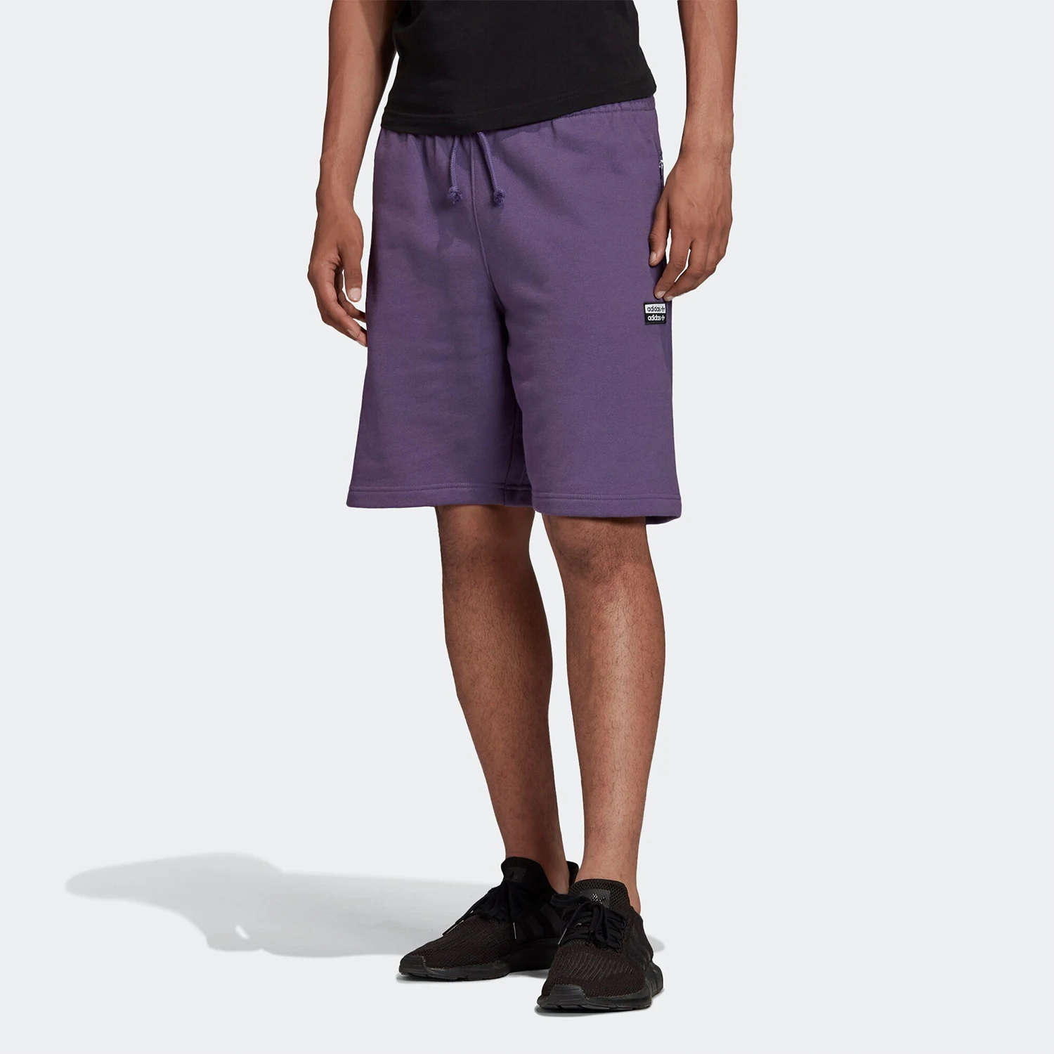 Мужские повседневные шорты Adidas Originals с логотипом Trefoil FM2237
Мужские повседневные шорты Adidas Originals с логотипом Trefoil FM2237