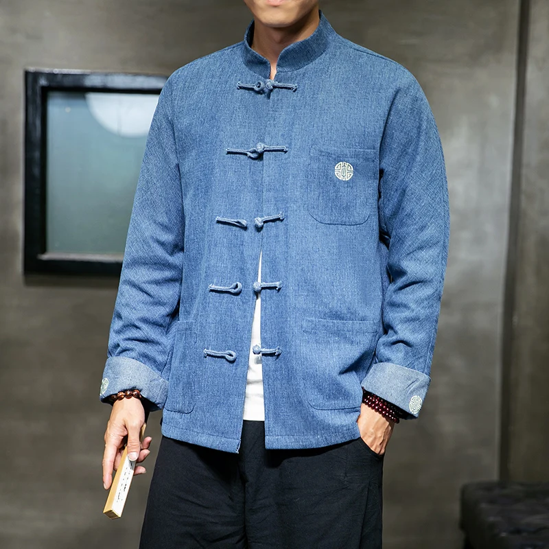 Новый китайский мужской джинсовый джинсовый костюм Тан с вышивкой, одежда больших размеров, модная городская весенняя верхняя одежда
Новый китайский мужской джинсовый джинсовый костюм Тан с вышивкой, одежда больших размеров, модная городская весенняя верхняя одежда