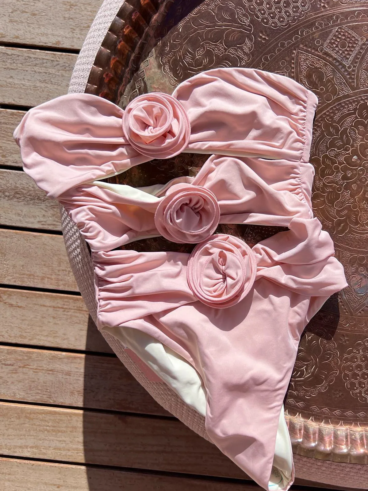 2023 New 3D Flowers Swimwear for Women One Pieces Monokini Swimsuit Sexy Hollow Out One Piece Bathing Suit Black White Pink
2023 New 3D Flowers Swimwear for Women One Pieces Monokini Swimsuit Sexy Hollow Out One Piece Bathing Suit Black White Pink