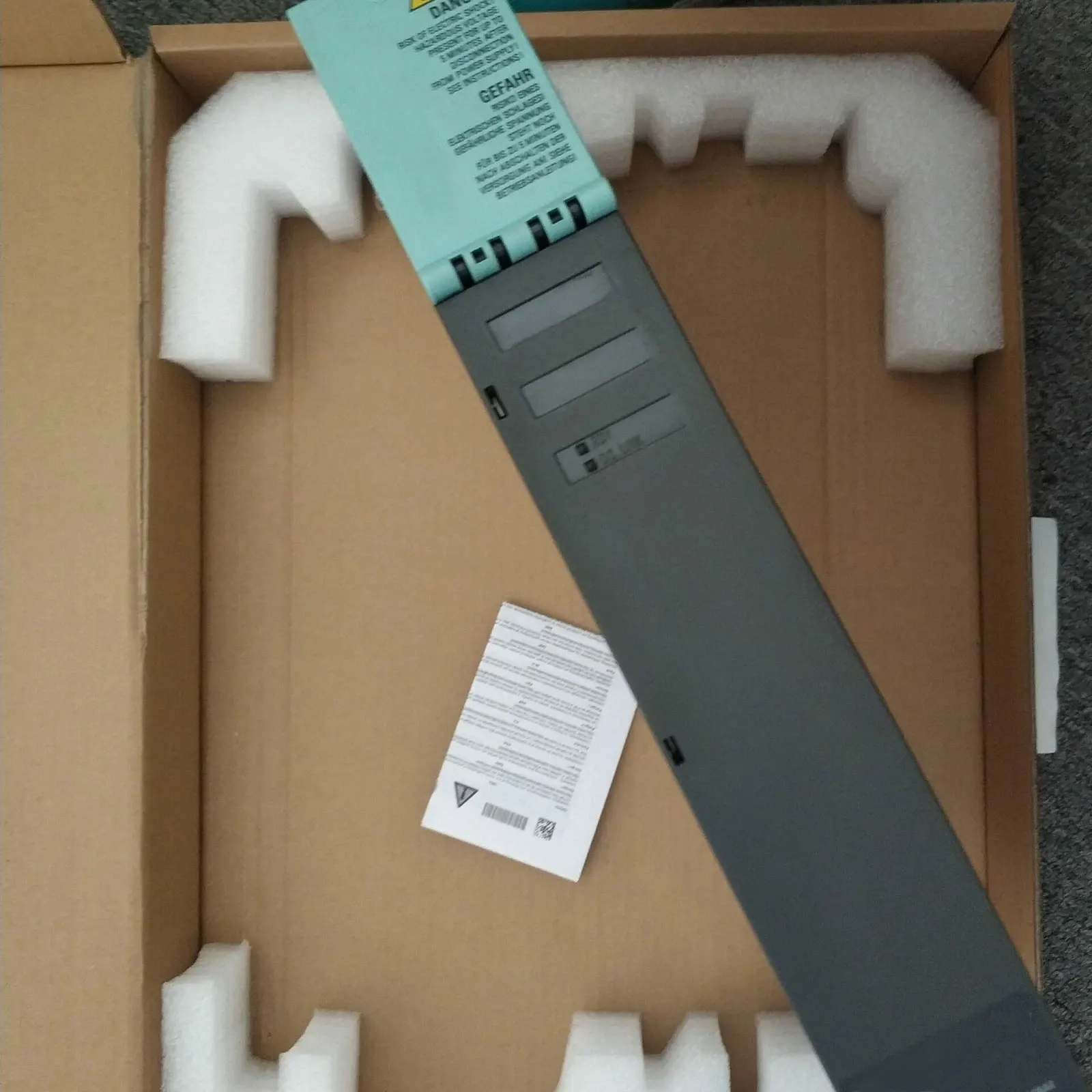 Brand New 6SL3120-2TE13-0AD0 6SL3120-2TE15-0AD0 6SL3120-2TE21-0AD0 One Year Warranty
Brand New 6SL3120-2TE13-0AD0 6SL3120-2TE15-0AD0 6SL3120-2TE21-0AD0 One Year Warranty