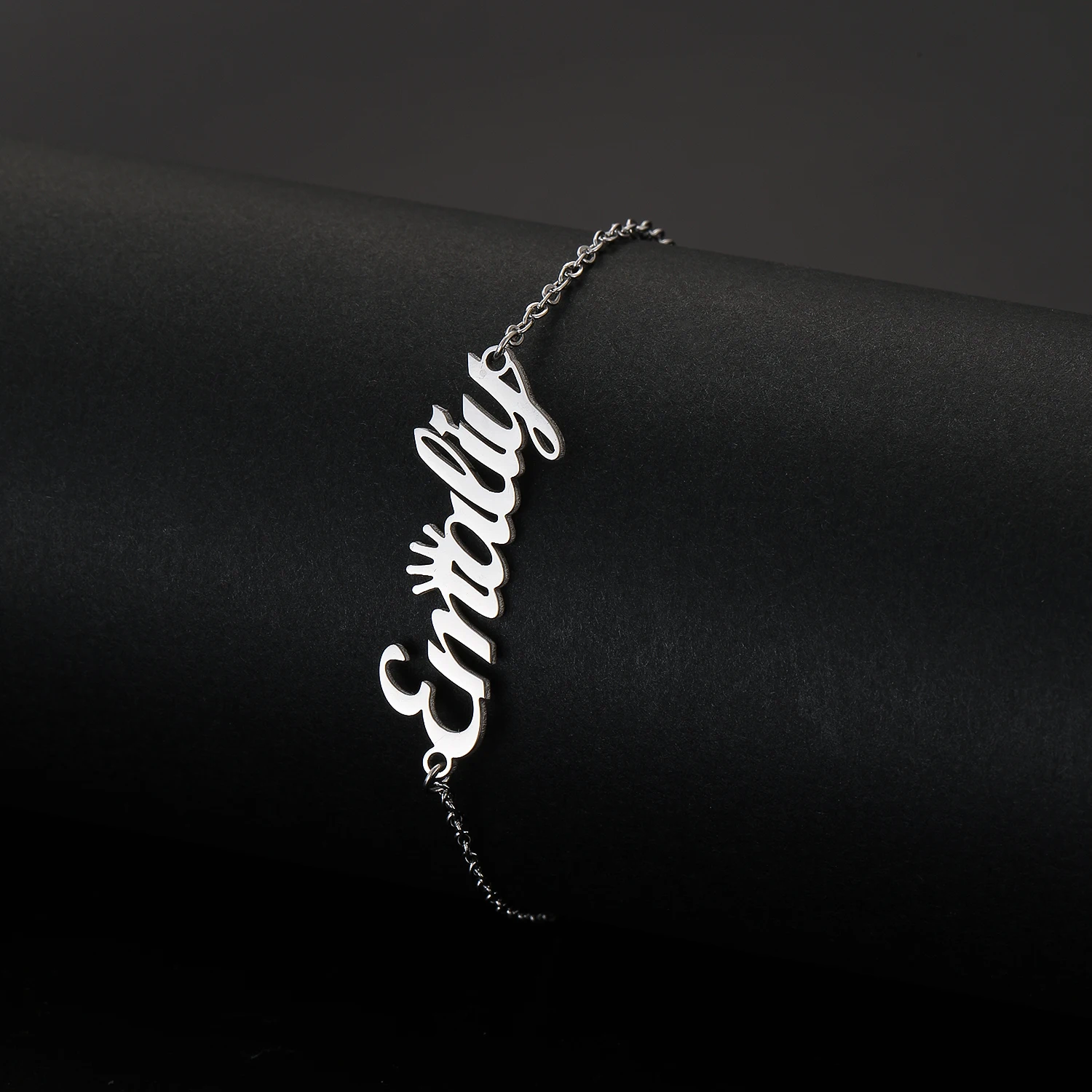 QIMING Customized Simple Name Bracelet For Women Bracelet Men Stainless Steel Jewelry Christmas Personalised Gift
QIMING Customized Simple Name Bracelet For Women Bracelet Men Stainless Steel Jewelry Christmas Personalised Gift