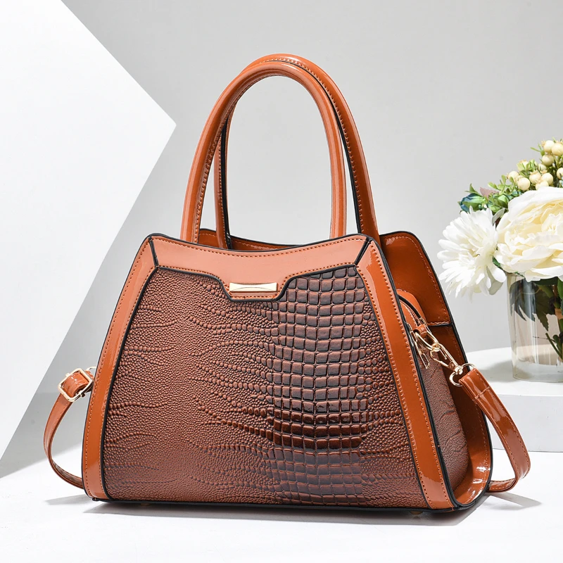 Luxury Designer Handbag Brand Crossbody Bags for Women 2024 New in Crocodile Pattern Leather Shoulder Bags Casual Tote Bag Bolsa
Luxury Designer Handbag Brand Crossbody Bags for Women 2024 New in Crocodile Pattern Leather Shoulder Bags Casual Tote Bag Bolsa